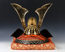 Massive Japanese Samurai Helmet -Buddhism Kabuto- with a cushion Super Rare