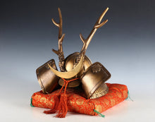 Japanese Samurai Helmet -Yamanaka Shikanosuke Kabuto- Gold Colored