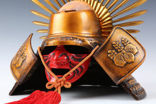 Japanese Massive Samurai Helmet -Hideyoshi's Kabuto- with a mask Rare Color Tsushima
