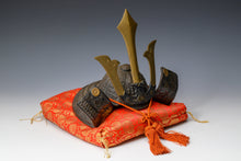 Samurai Helmet -Black Kusunoki Masashige Helmet-