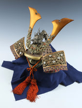 Large Vintage Japanese Samurai Kabuto Helmet  Dragon Crest Mask Display