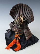 Massive Japanese Samurai Helmet -Itara shellfish- Super Rare Product
