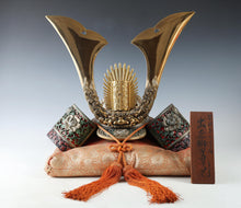 Old Vintage Japanese Samurai Helmet -Buddhism Kabuto- with a cushion Super Rare