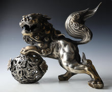 Japanese Legendary Leo Massive Bronze Figure Nice Atmosphere Tsushima 8Kg
