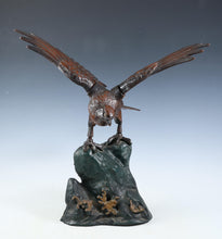 Japanese Bronze Hawk -Room Guardian Sculpture- Great Takaoka Product
