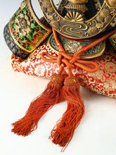 Japanese Beautiful Samurai Helmet  -Kusunoki Masashige Kabuto- with a cushion